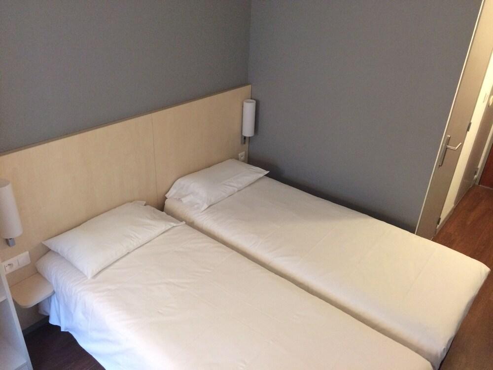 Ibis Budget Cannes Centre Ville Екстер'єр фото